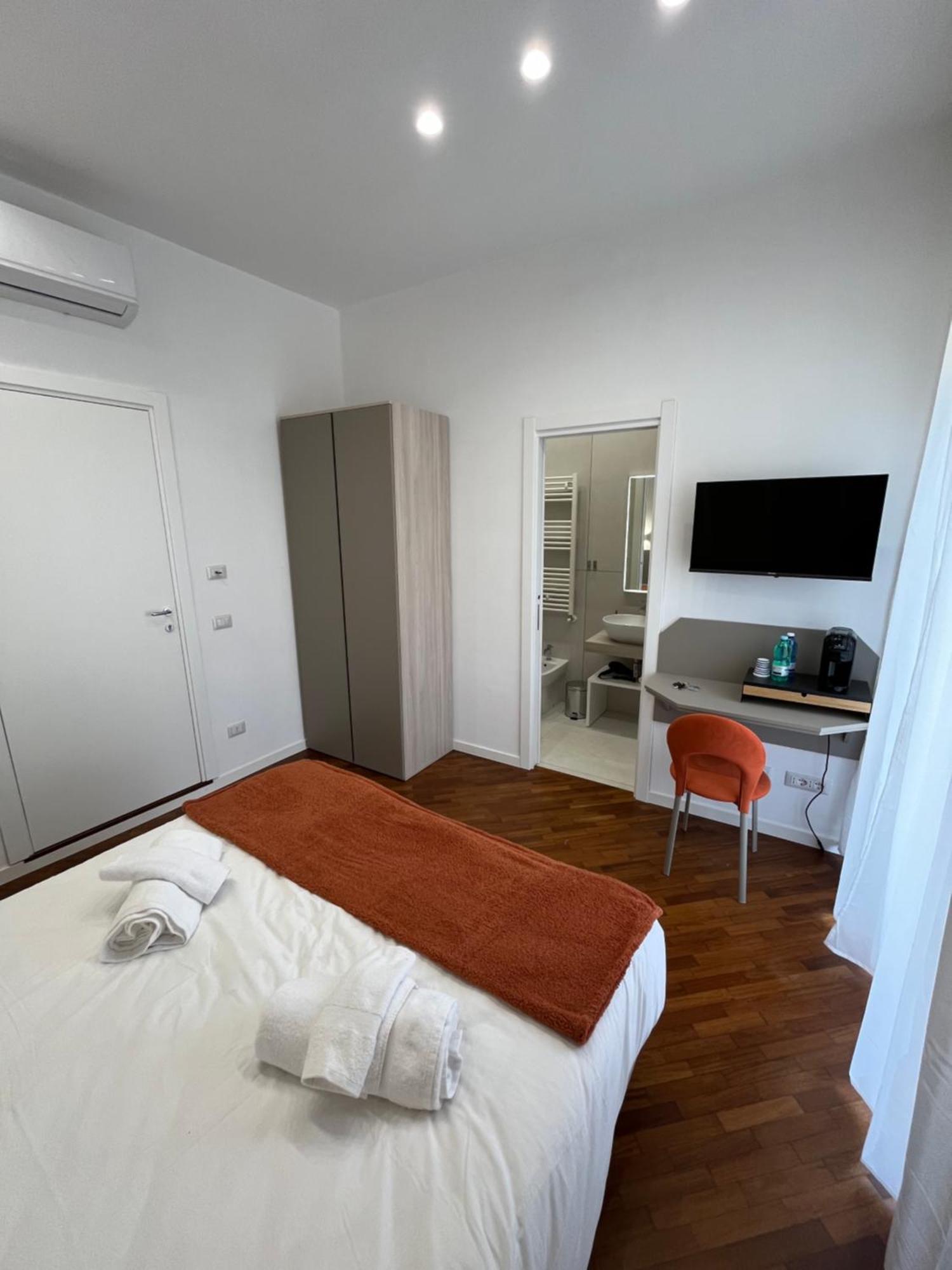 Maison Grimaldi Νάπολη Εξωτερικό φωτογραφία